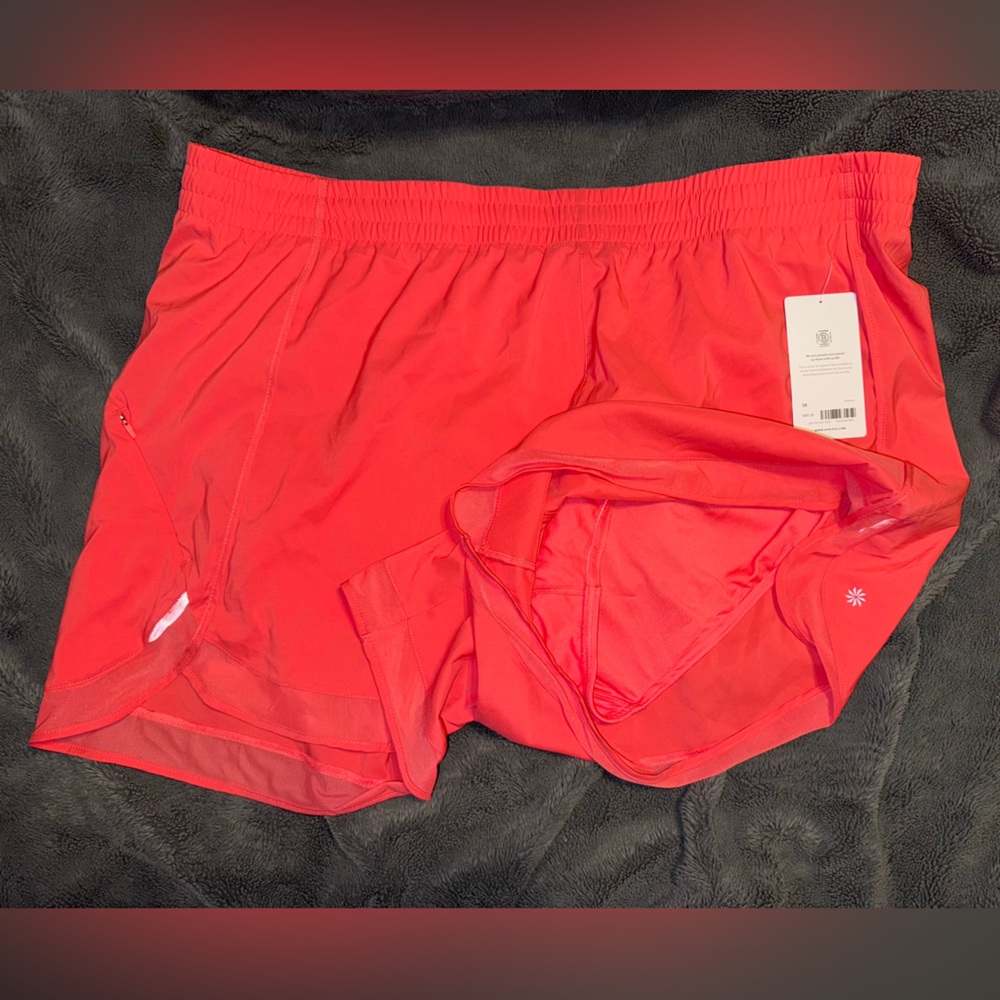 Athleta Mesh Racer Run Mid Rise 4 Short, Size 3X - Picture 8 of 8
